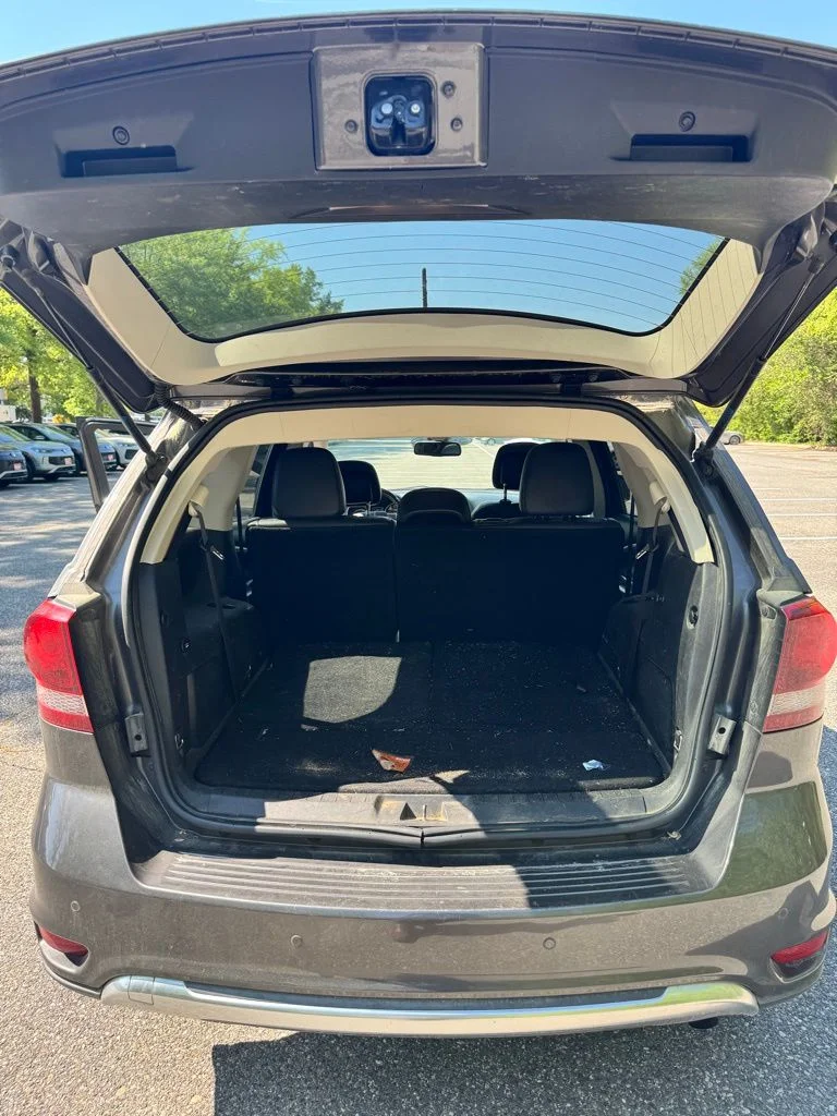 Used 2020 Gray Dodge Crossroad image 13