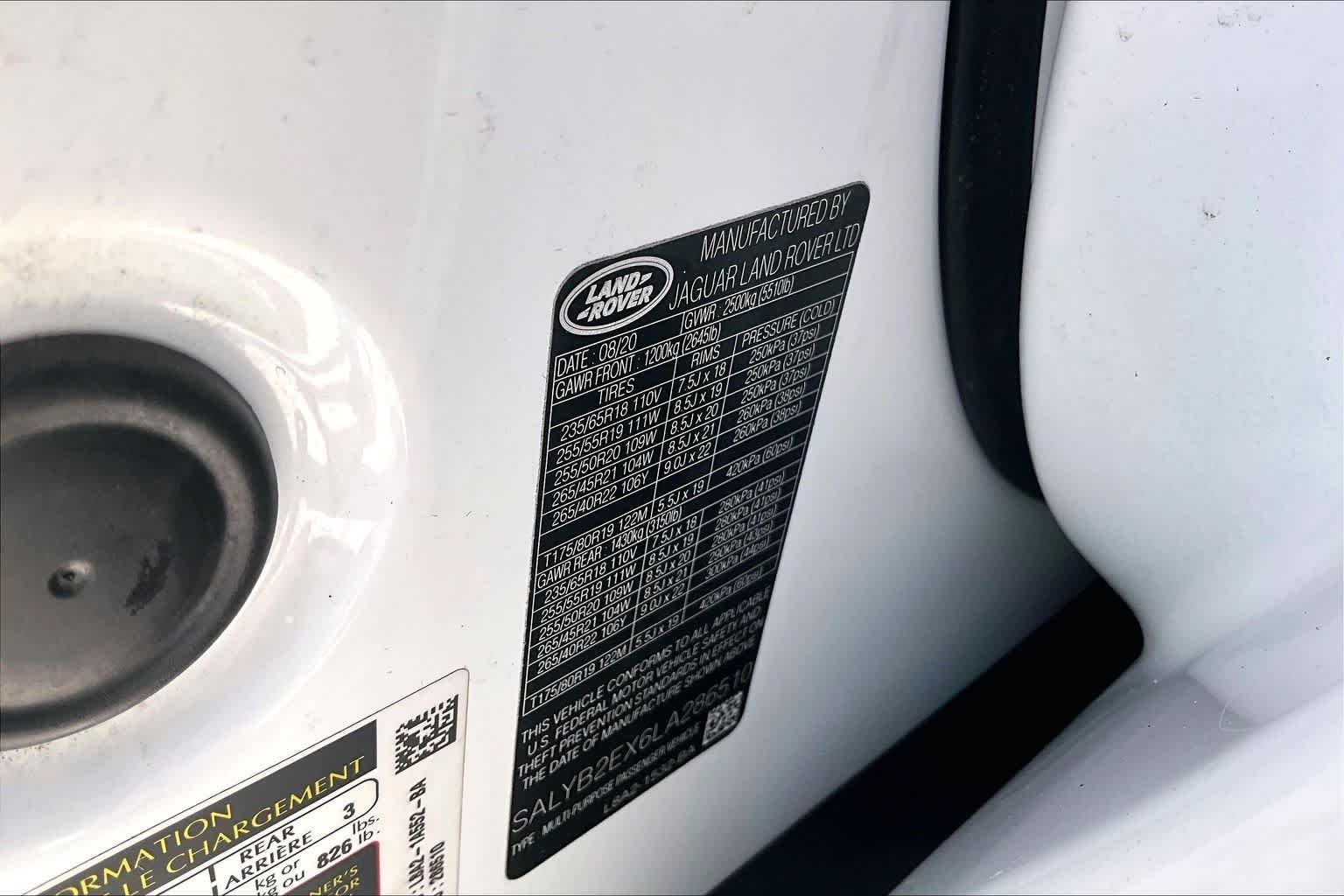 Used 2020 Fuji White Land Rover S image 32