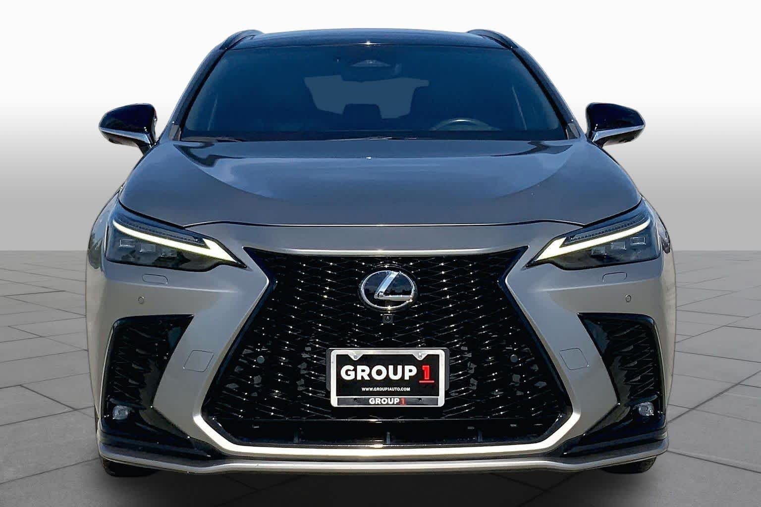 Used 2024 Atomic Silver Lexus F SPORT Handling image 4