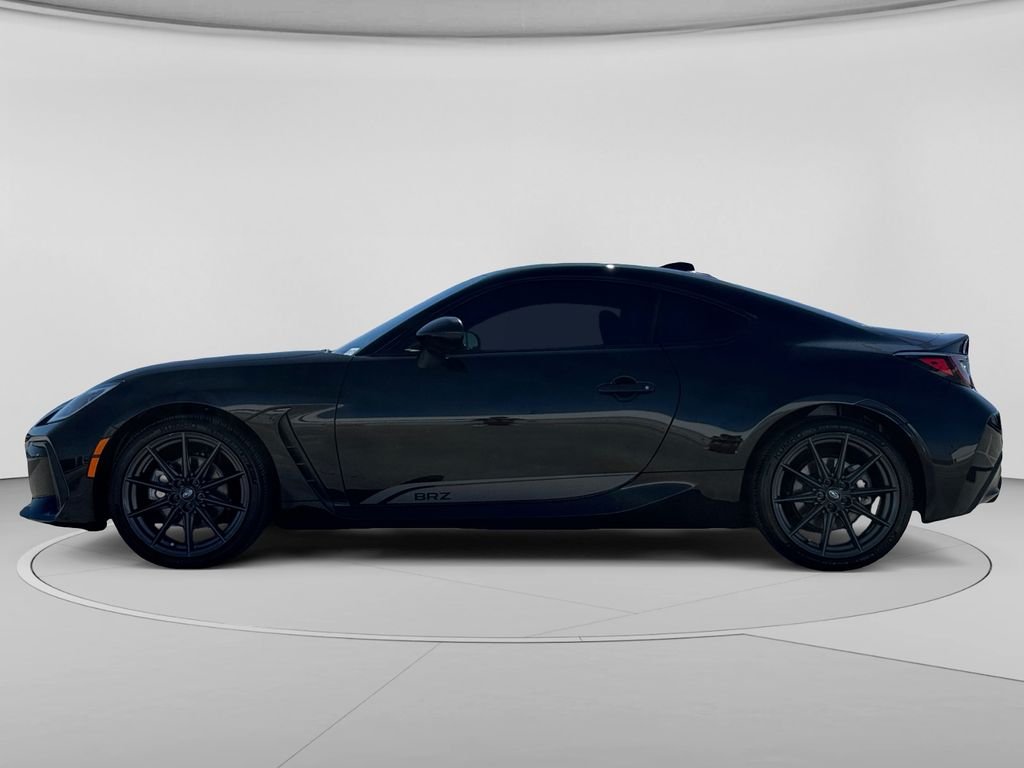Used 2022 Crystal Black Silica Subaru Limited image 8