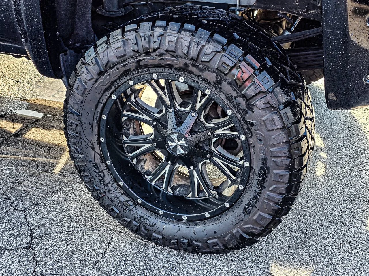 Used 2015 Black Chevrolet LTZ image 6