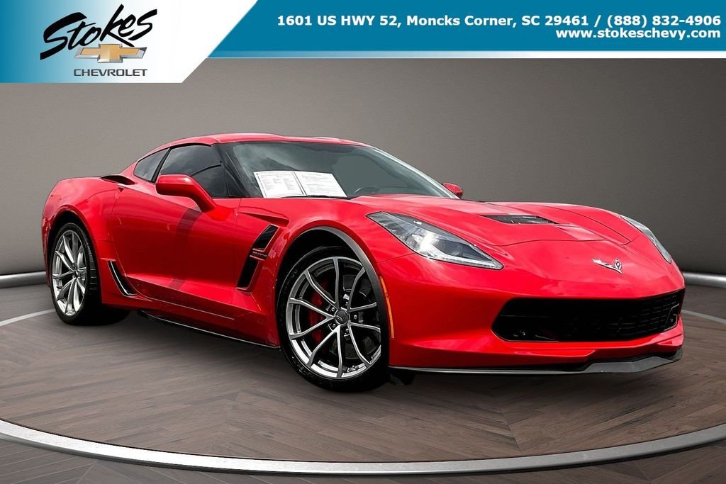 Used 2019 Red Chevrolet Grand Sport image 1