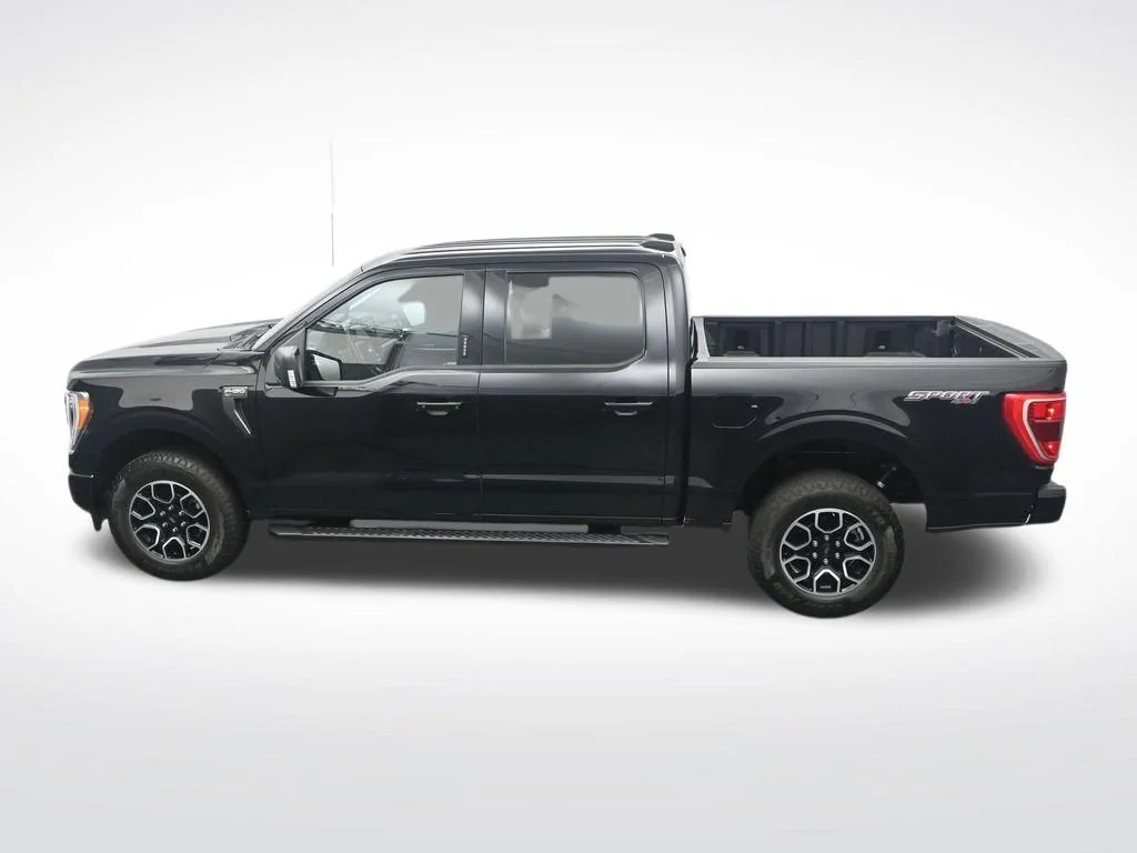 Used 2023 Black Ford XLT image 37