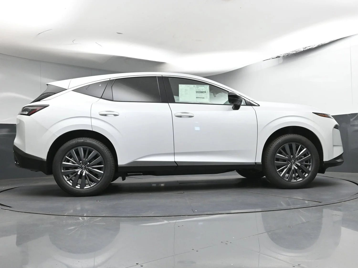 New 2026 Everest White Pearl TriCoat Nissan SL image 26
