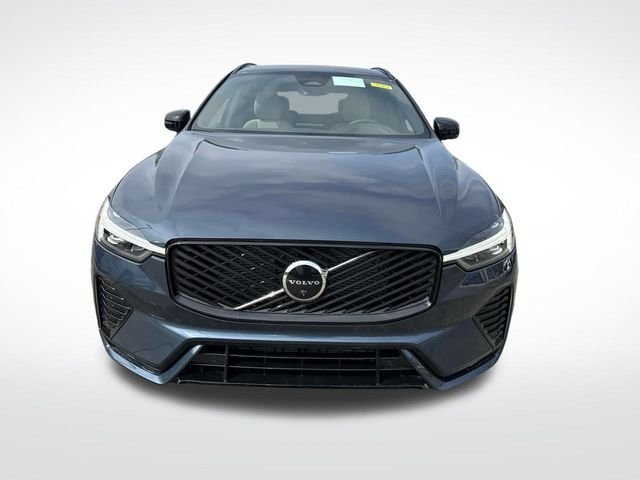 2026 Volvo XC60 Plus