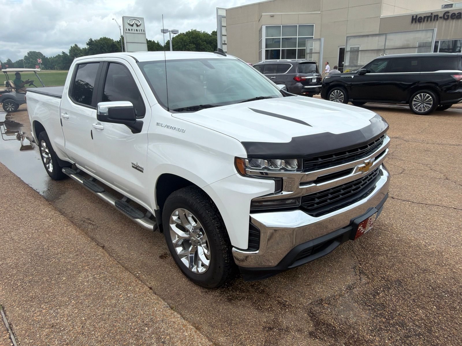 Used 2020 White Chevrolet LT image 5