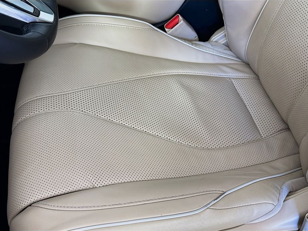 Used 2019 Red Acura Advance Package image 21