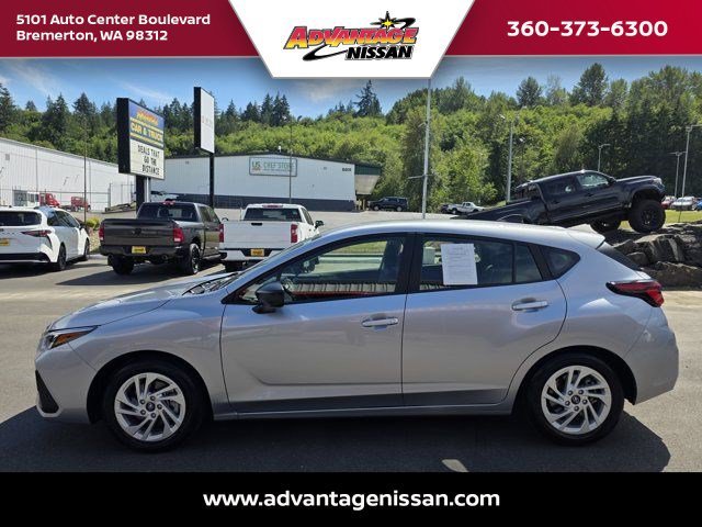 Used 2025 Ice Silver Metallic Subaru Base image 2