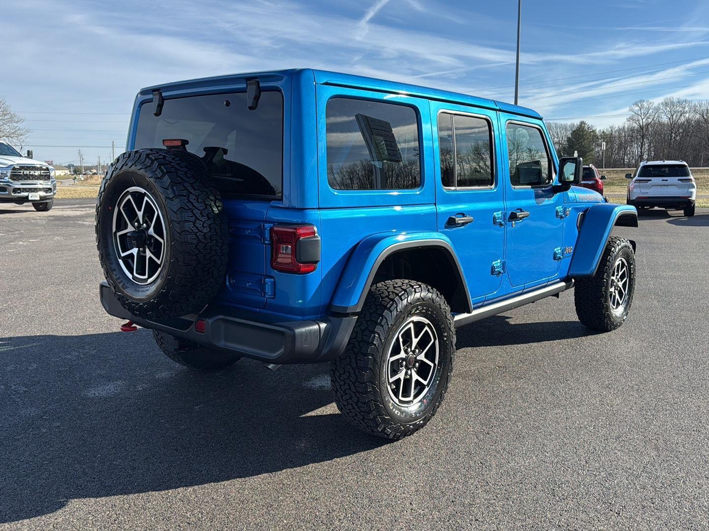 New 2026 Hydro Blue Pearlcoat Jeep Rubicon image 16