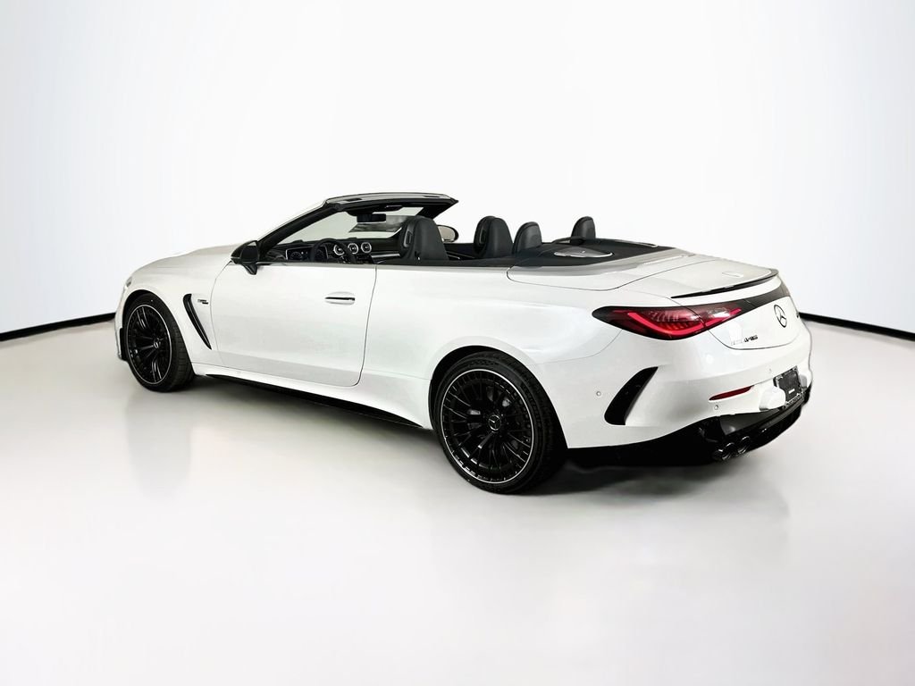 New 2027 MANUFAKTUR Moonlight White Metallic Mercedes-Benz CLE 450 image 5