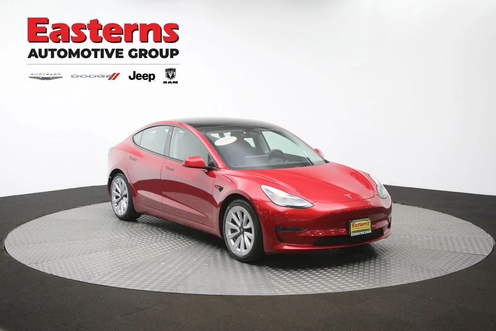 Used 2021 Red Tesla Standard Range Plus image 42