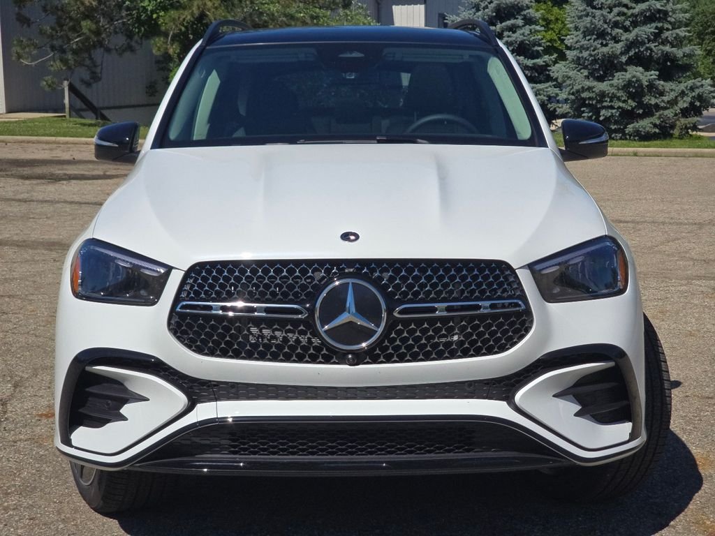 New 2026 MANUFAKTUR Moonlight White Metallic Mercedes-Benz GLE 350 image 11