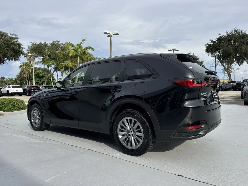 Used 2025 Jet Black Mazda 3.3 Turbo Select image 26