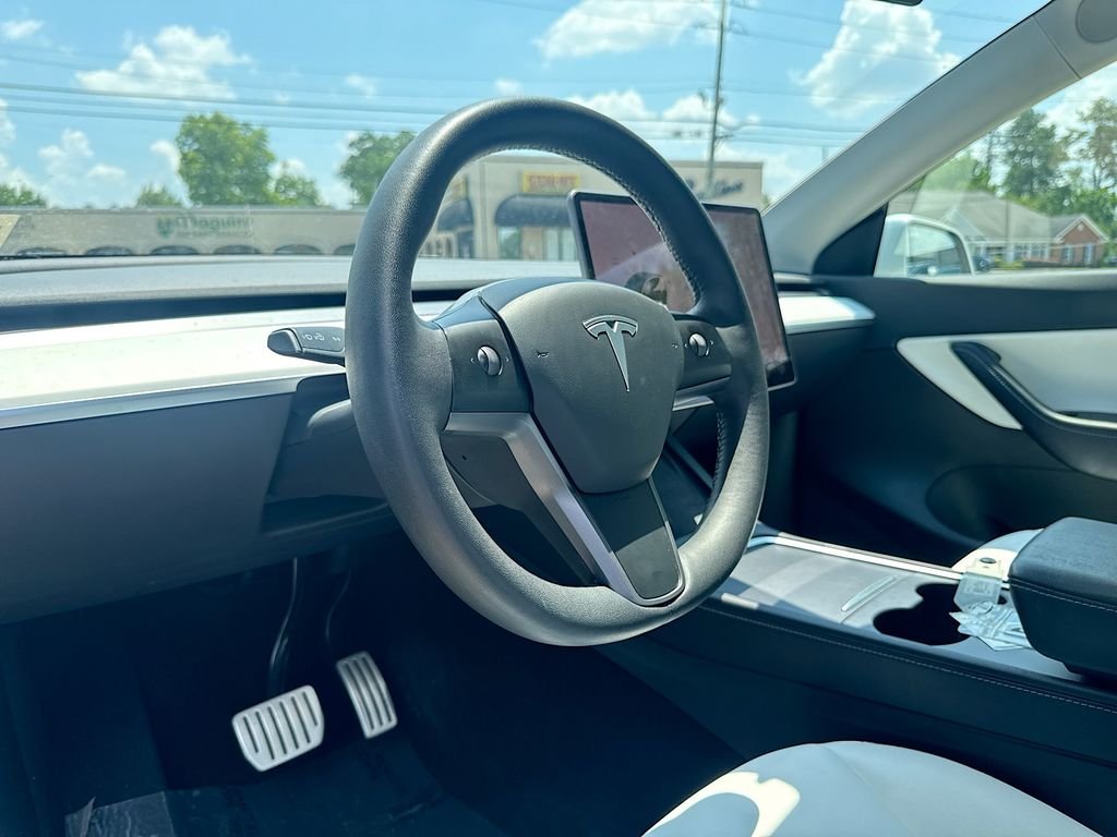 Used 2021 Pearl White Multi-Coat Tesla Performance image 17