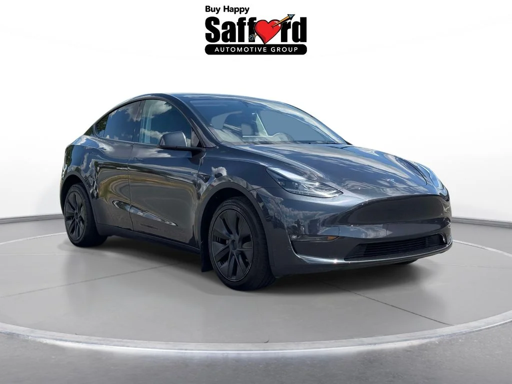 Used 2025 Stealth Gray Tesla Long Range image 10