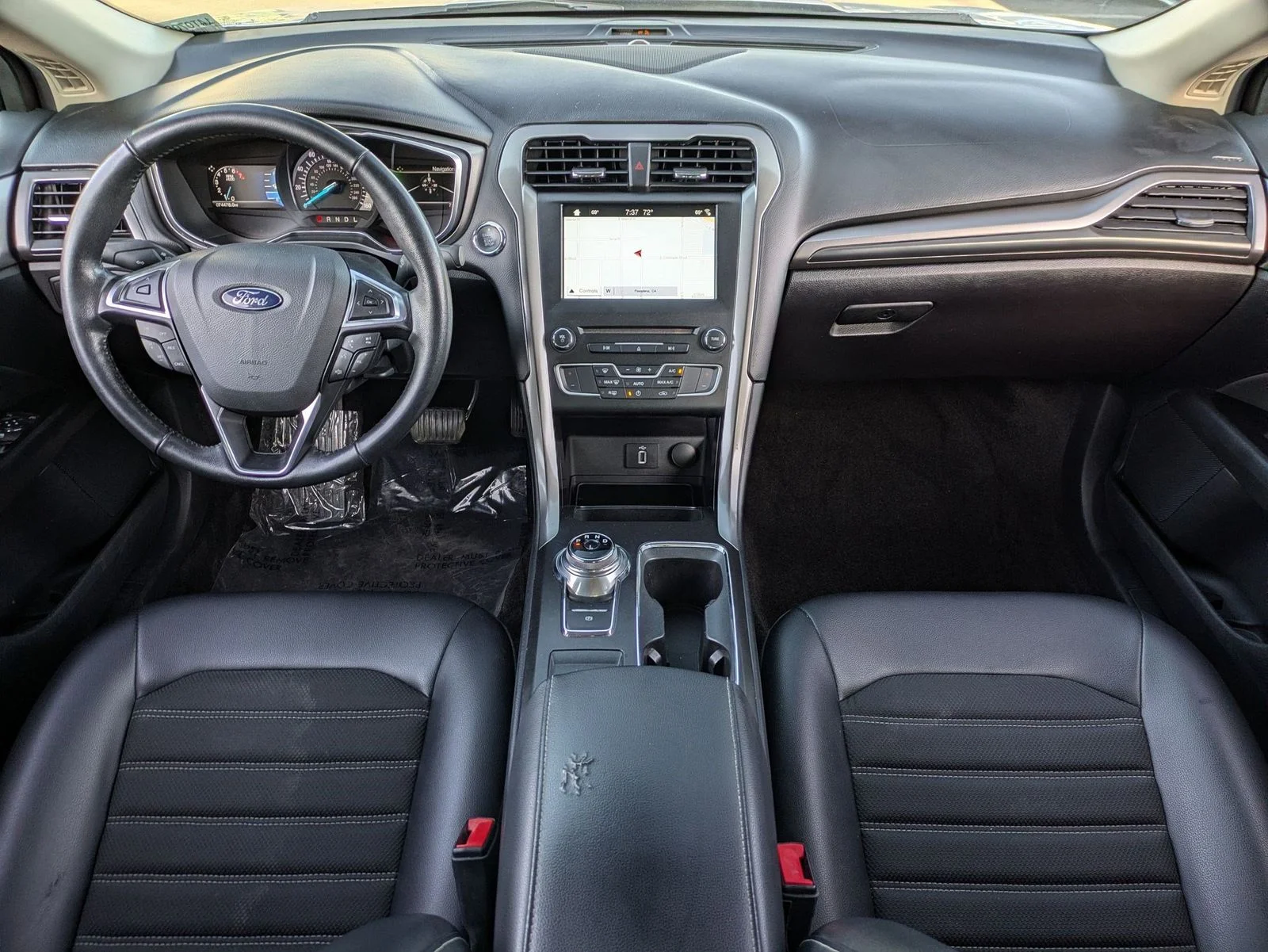 Used 2017 Silver Ford SE image 14