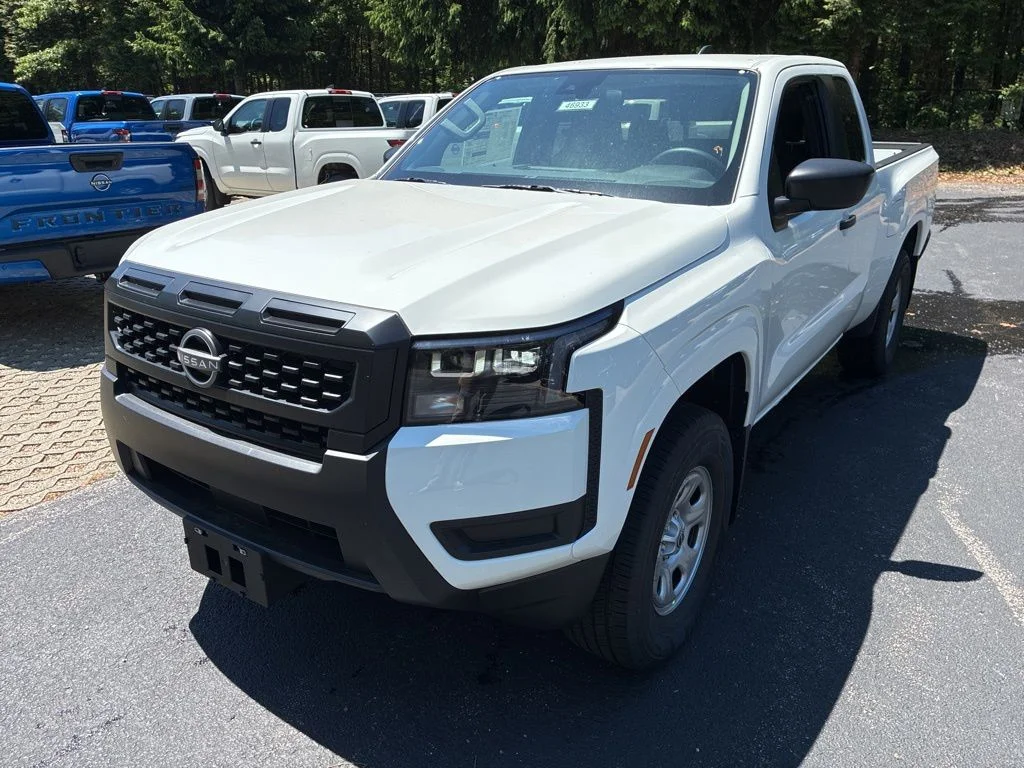 New 2026 Glacier White Nissan King Cab® S image 3
