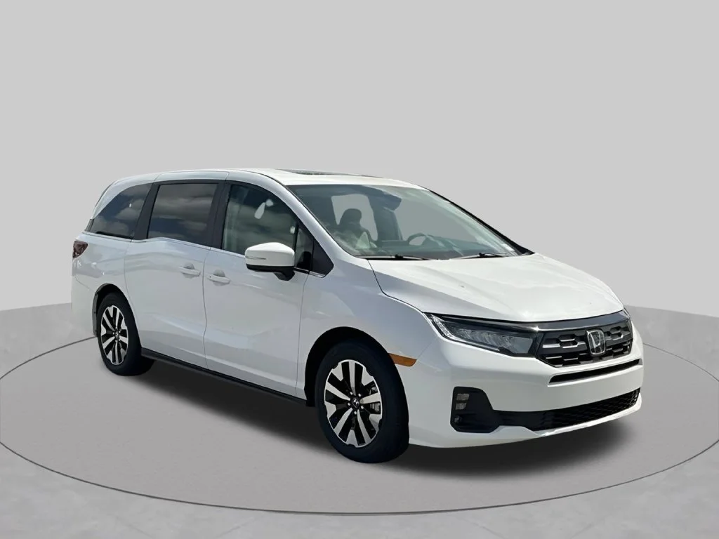 Used 2026 White Honda EX-L image 13