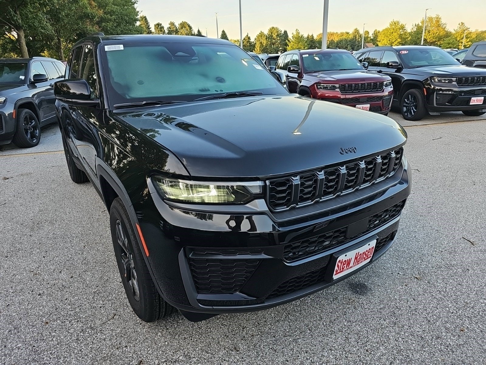 New 2027 High Gloss Black Jeep Laredo Altitude image 7