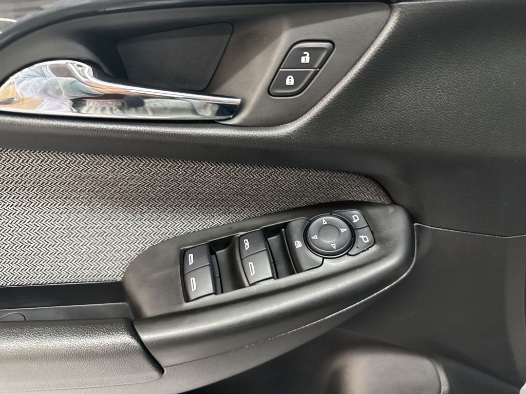 Used 2025 Sterling Gray Metallic Chevrolet LT image 14