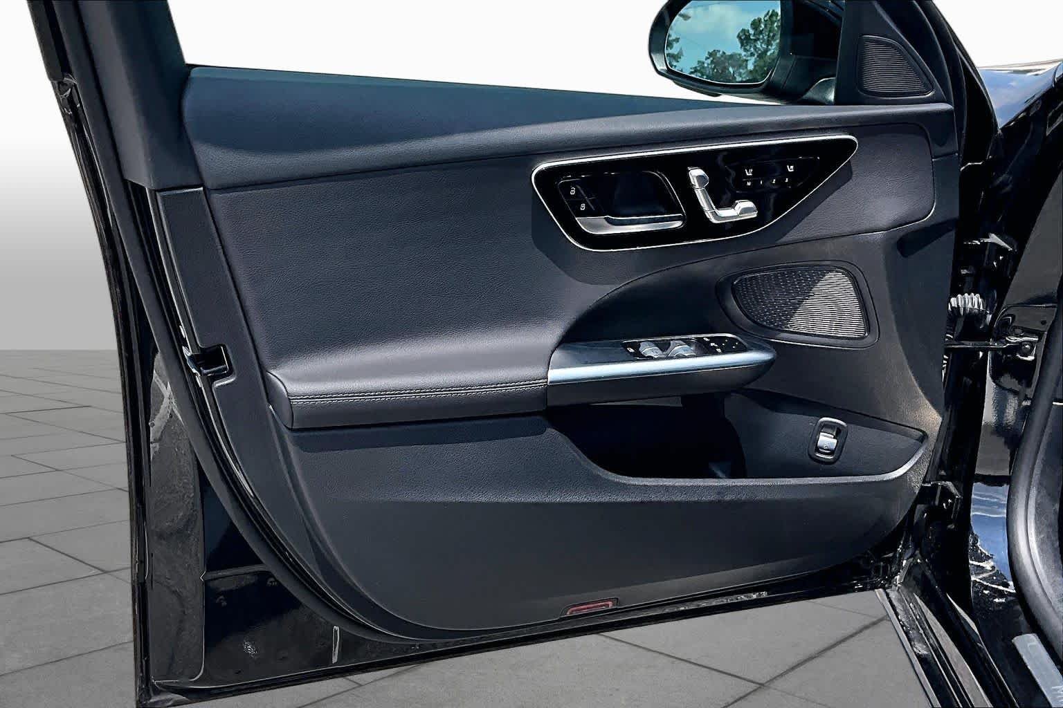 Used 2025 Black Mercedes-Benz C 300 image 22