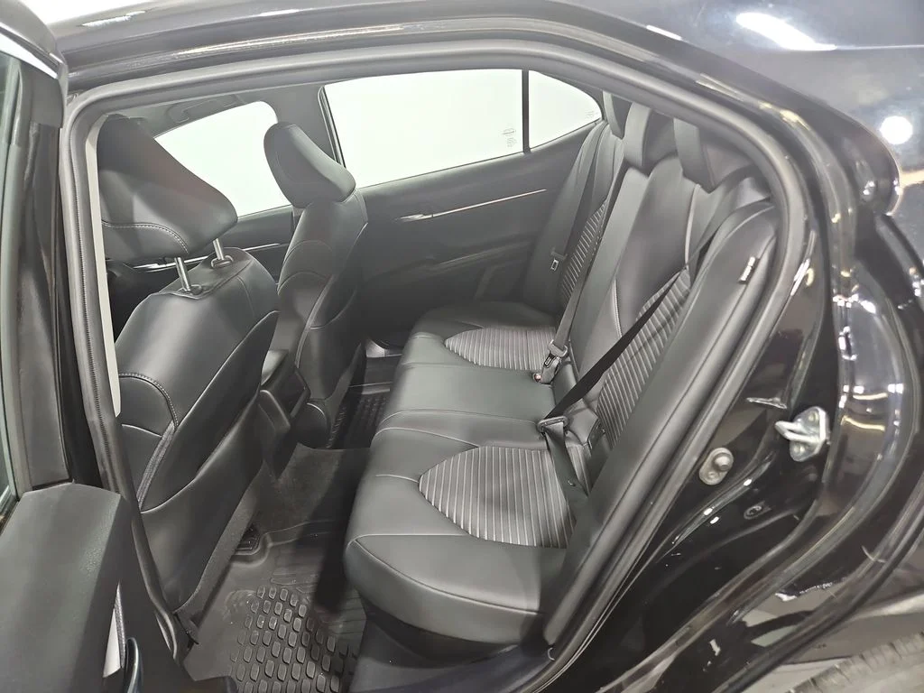2022 Toyota Camry SE - Photo 24