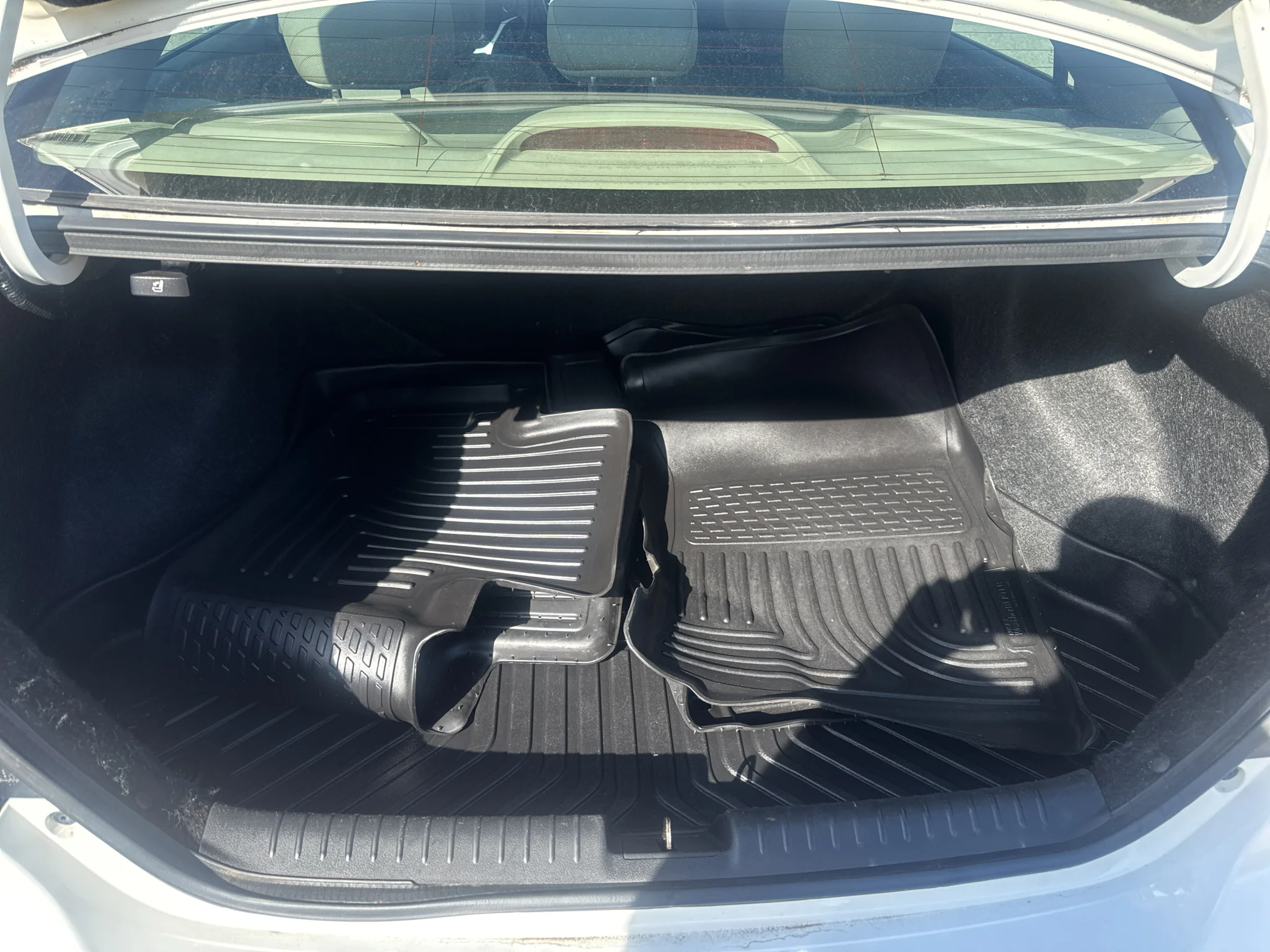 Used 2014 Taffeta White Honda LX image 7