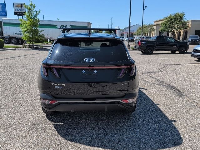 Used 2023 Black Hyundai SEL image 18
