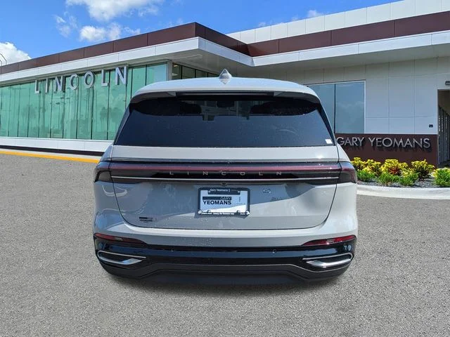 New 2026 Gray Lincoln Premiere image 5