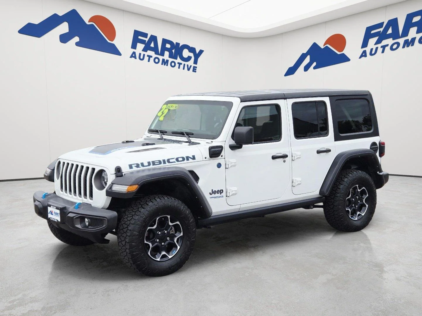 Used 2022 Bright White Clearcoat Jeep Unlimited Rubicon image 1