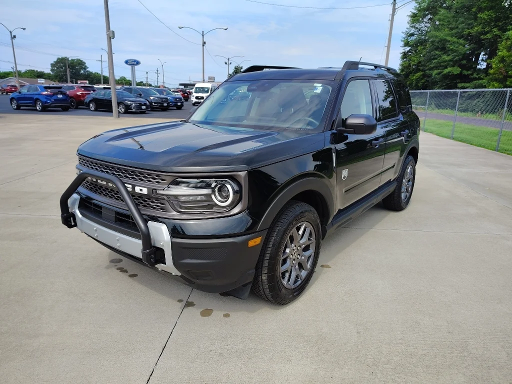 Used 2025 Shadow Black Ford Big Bend image 3