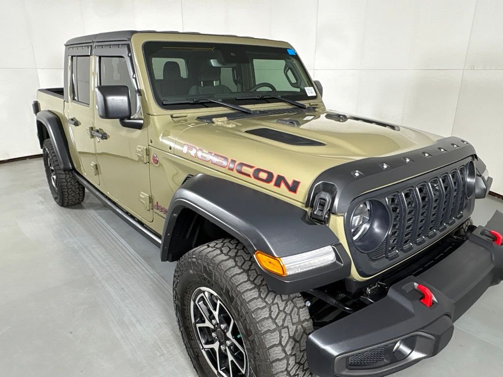 Used 2025 Green Jeep Rubicon image 15