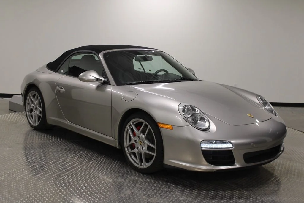 Used 2012 Platinum Silver Metallic Porsche Carrera S image 9
