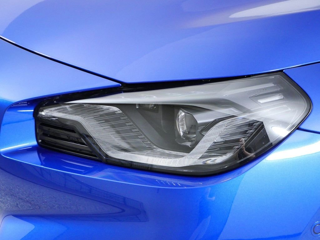 New 2026 Portimao Blue Metallic BMW Base image 3