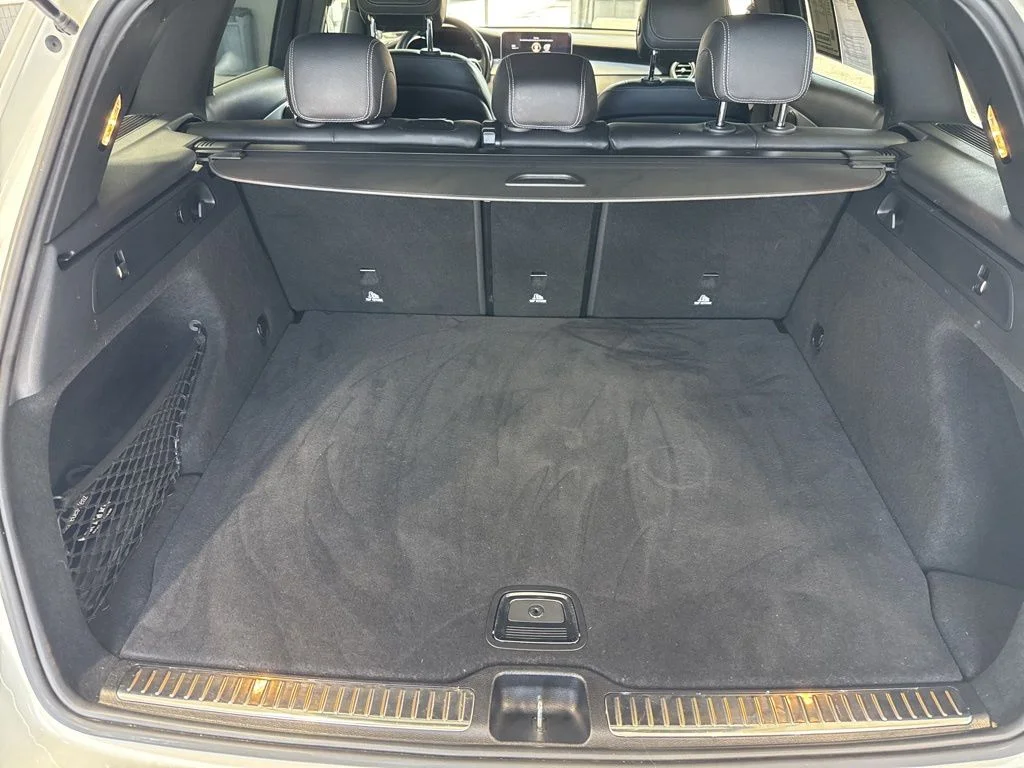 Used 2022 Blue Mercedes-Benz GLC 300 image 8