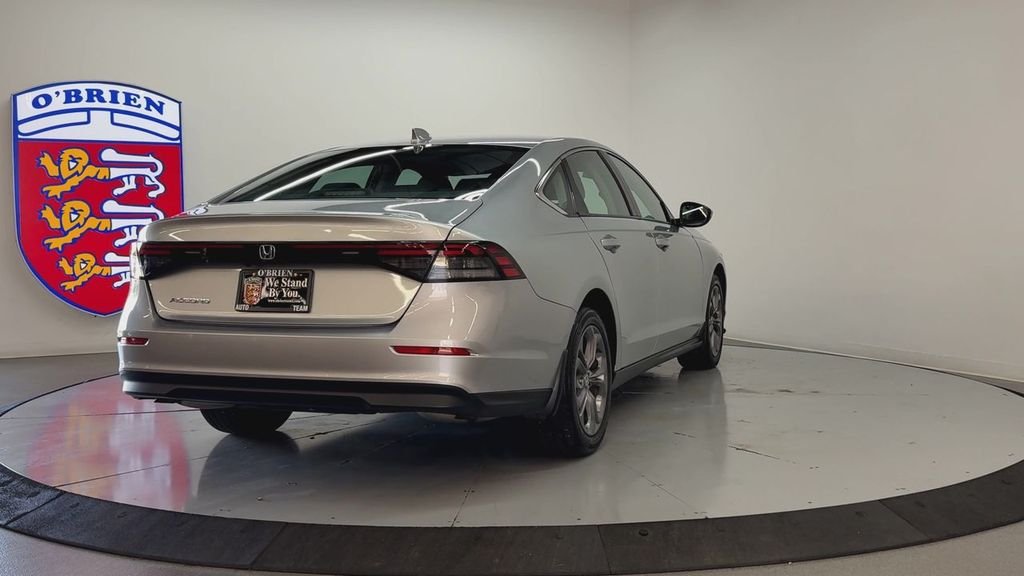 Used 2024 Silver Honda EX image 5