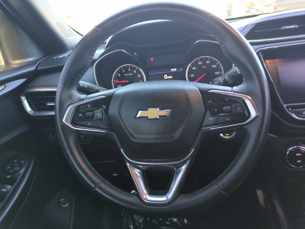 Used 2021 SUMMIT WHITE Chevrolet ACTIV image 14