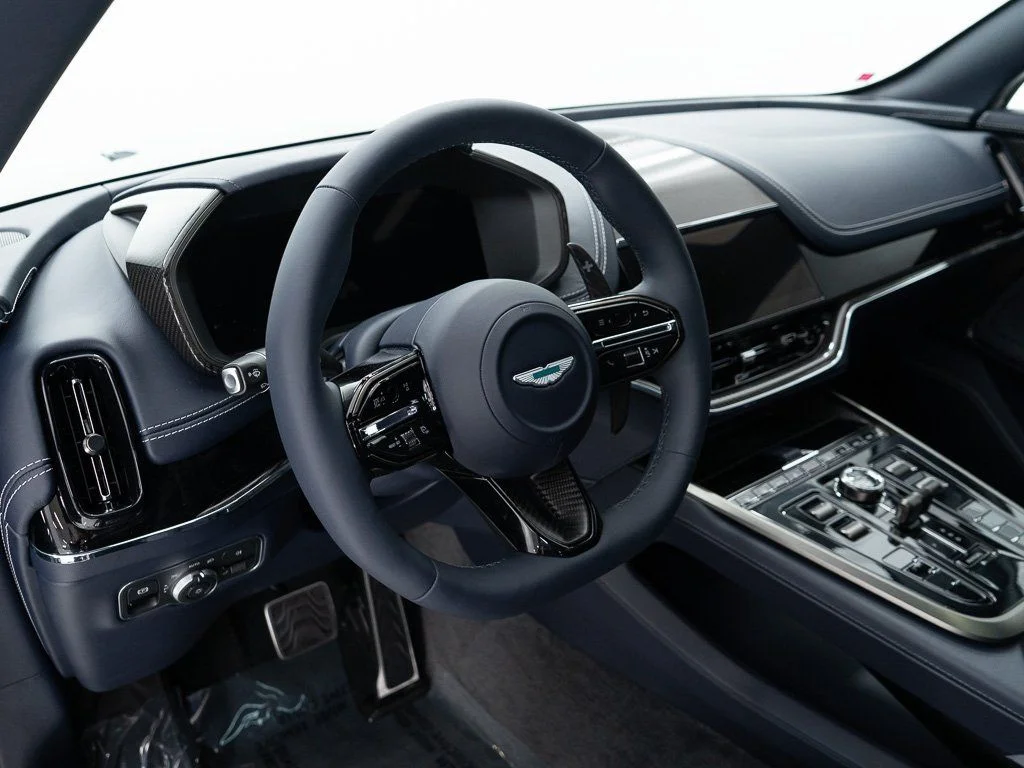 New 2026 Q Spirit Silver Aston Martin 707 image 12