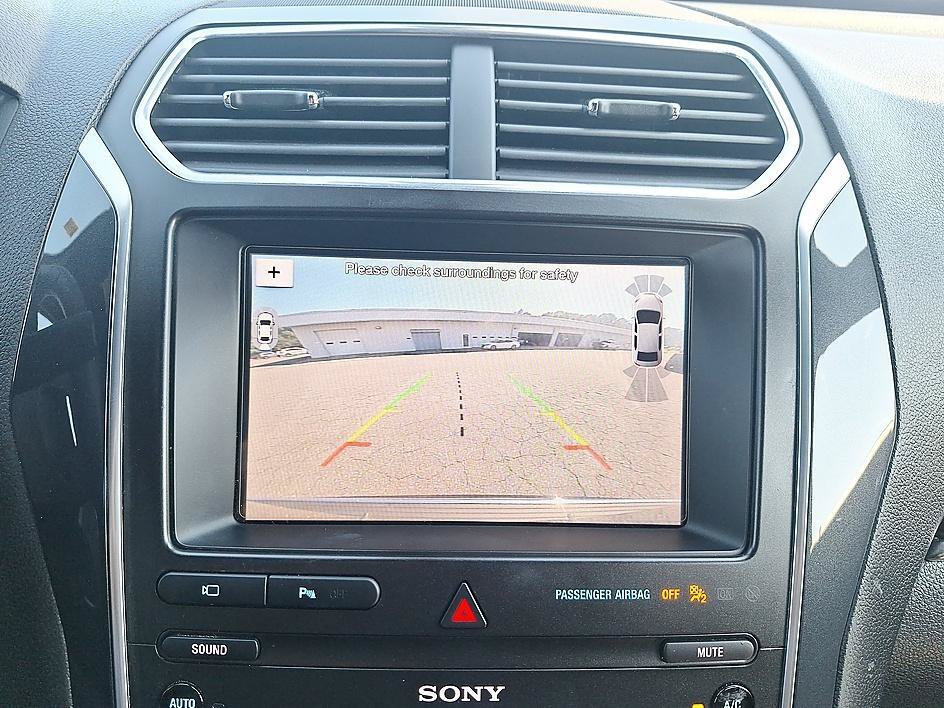 Used 2019 Magnetic Metallic Ford Limited image 15