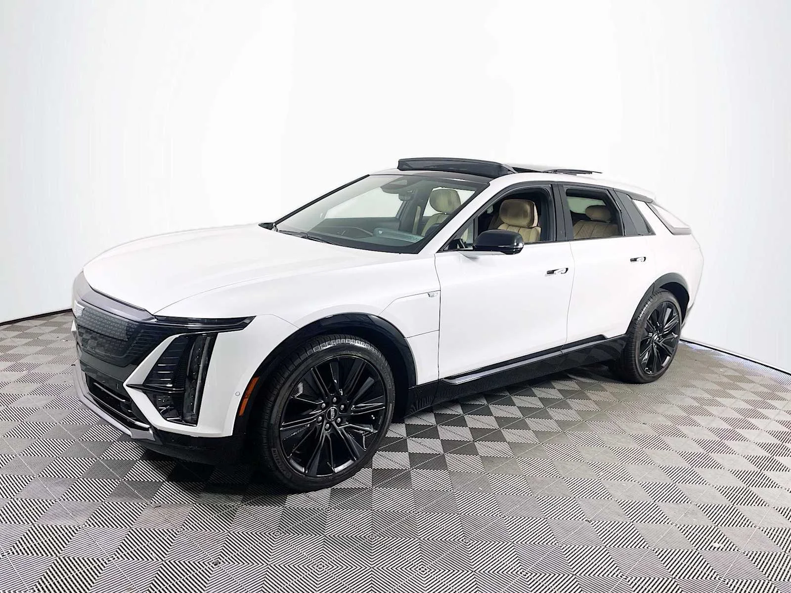 2025 Cadillac LYRIQ