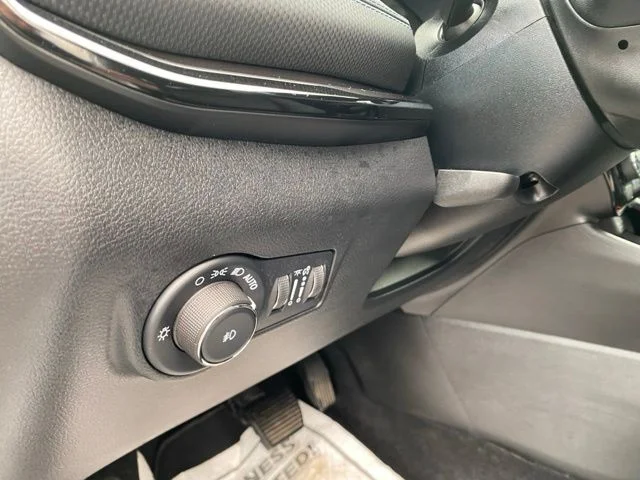 Used 2026 White Jeep Limited image 20