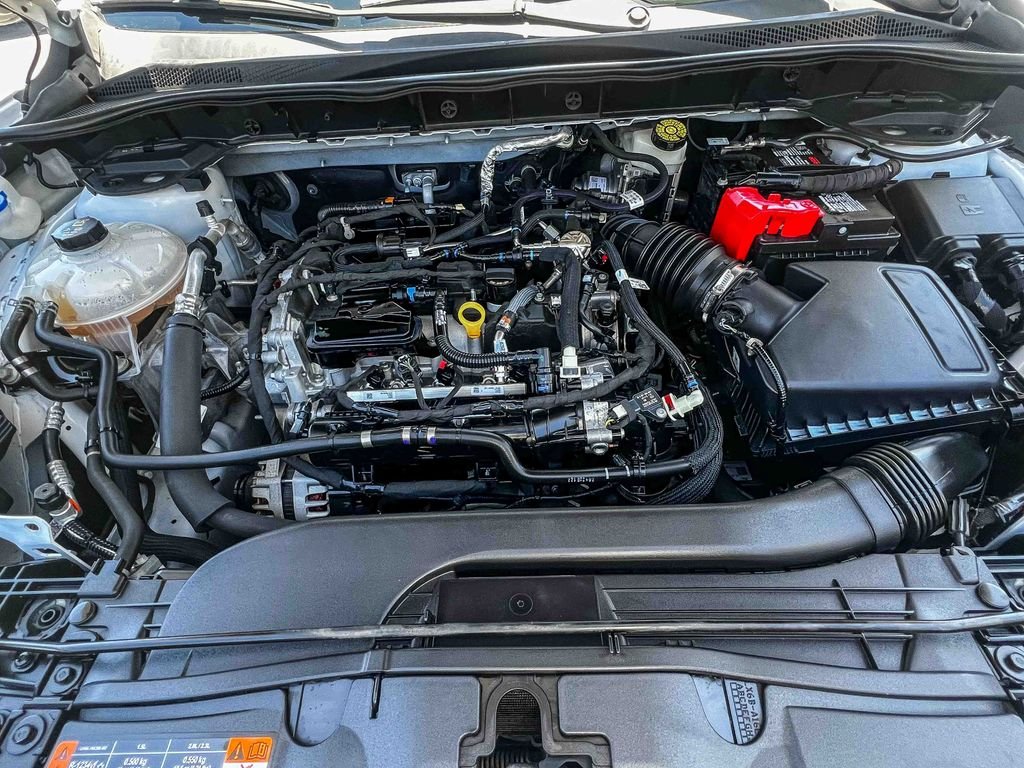 Used 2020 White Ford SEL image 27