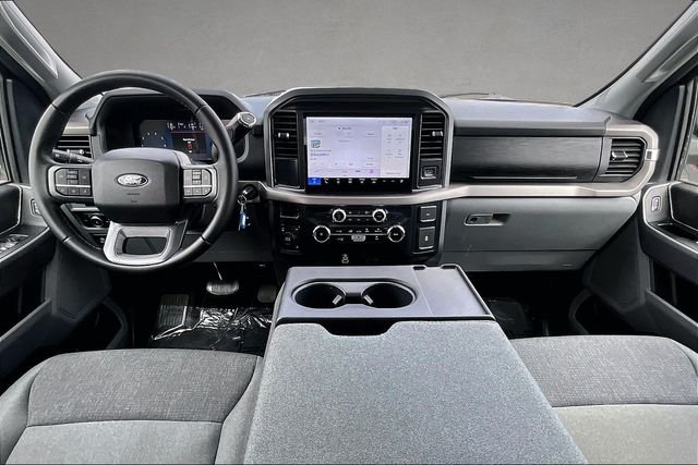 Used 2025 Agate Black Metallic Ford XLT image 12