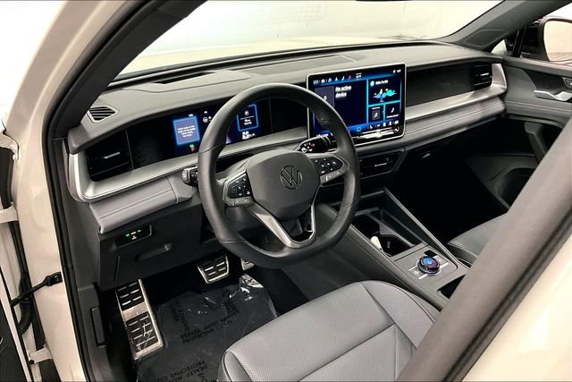 2025 Volkswagen Tiguan SE R-LINE BLACK - Photo 16