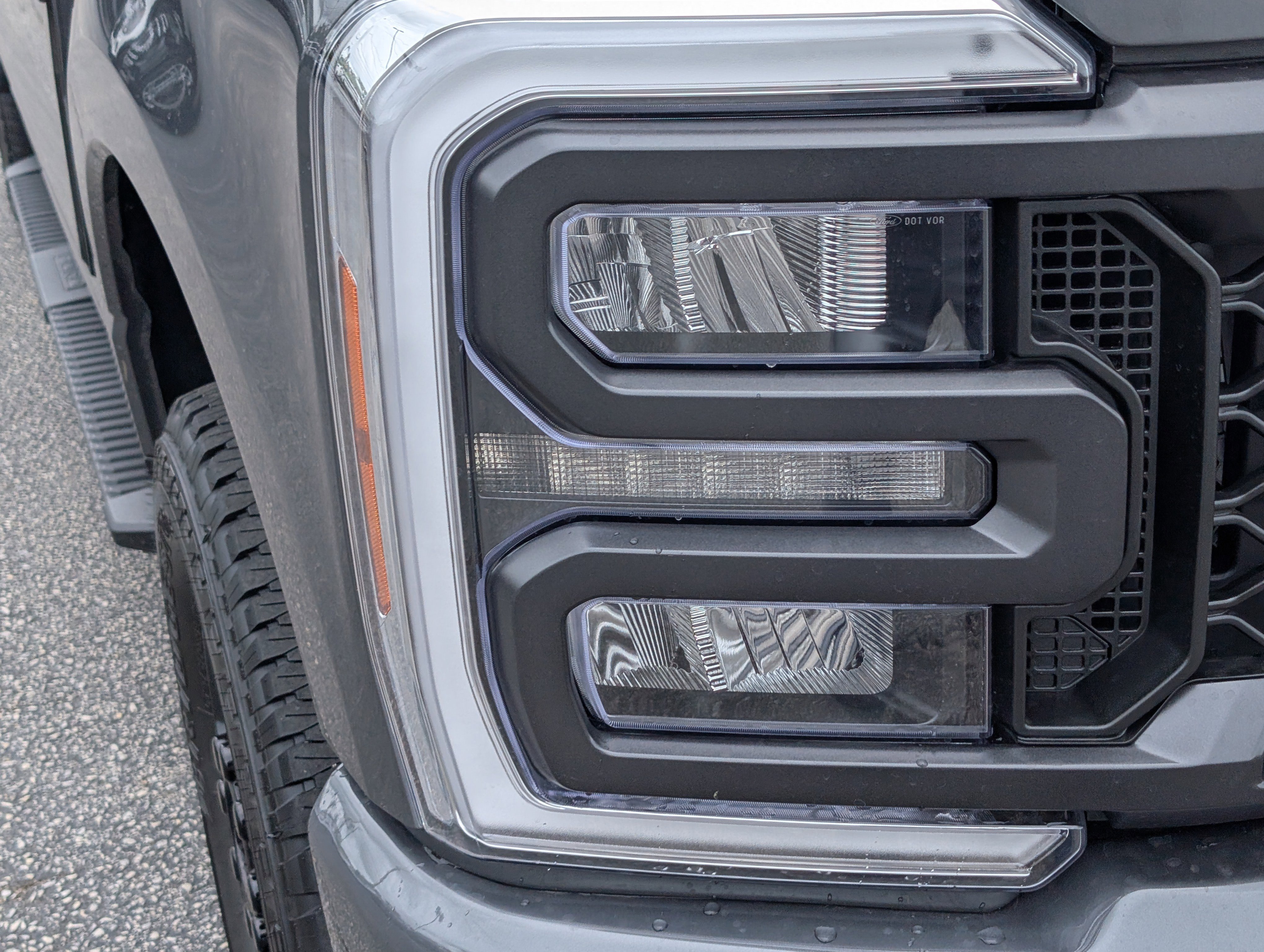 New 2026 CARBONIZED GRAY FORD XL image 5