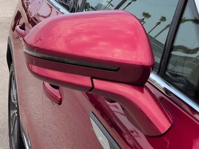 Used 2021 Red Lincoln Reserve image 12