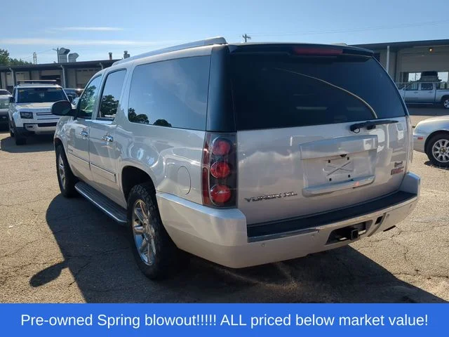 Used 2013 White GMC Denali image 2