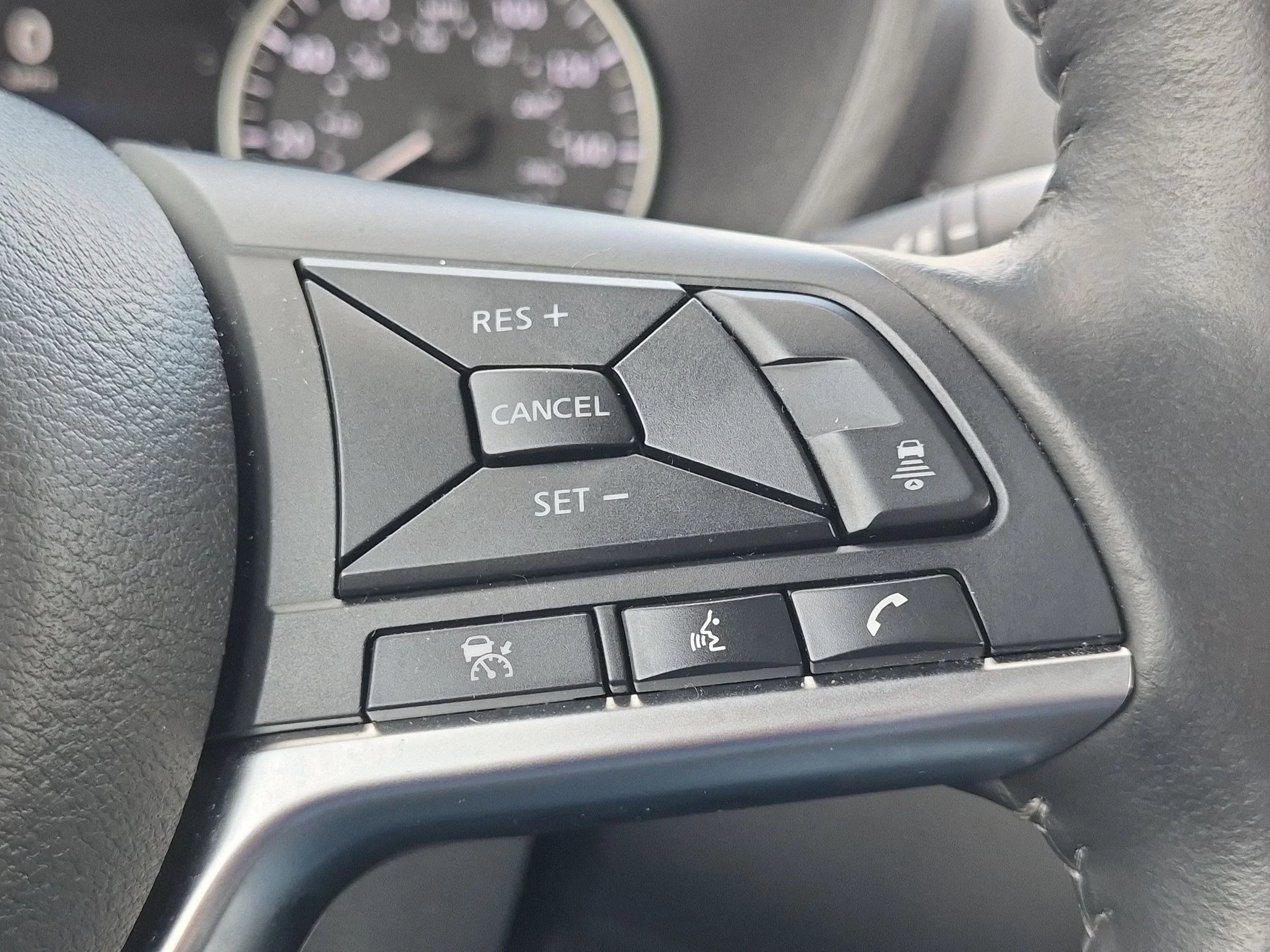 Used 2025 Fresh Powder Nissan SV image 15