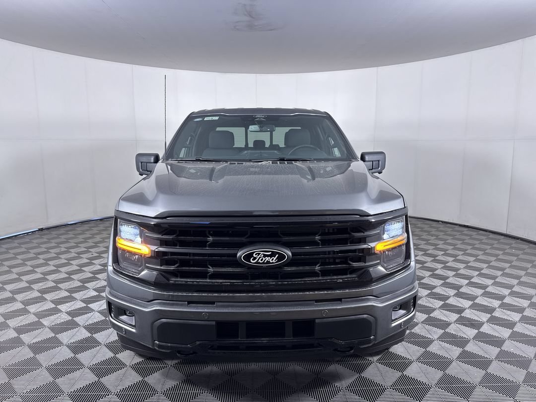 New 2026 Carbonized Gray Metallic Ford XLT image 31