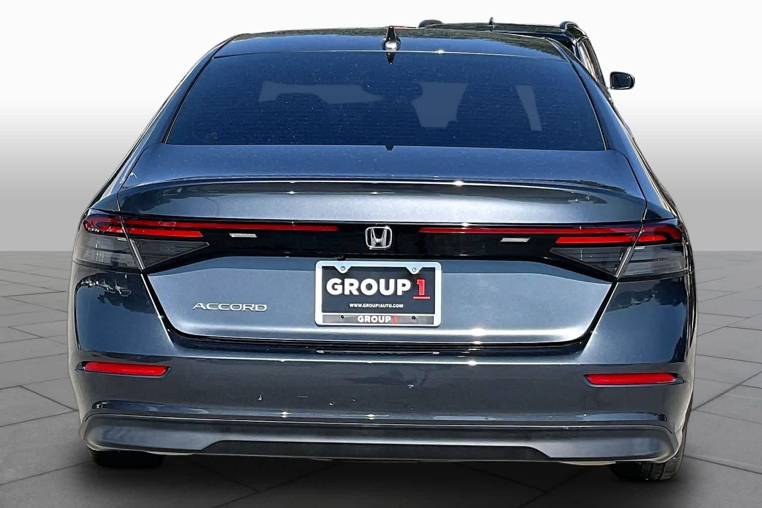 Used 2024 Meteorite Gray Metallic Honda LX image 5